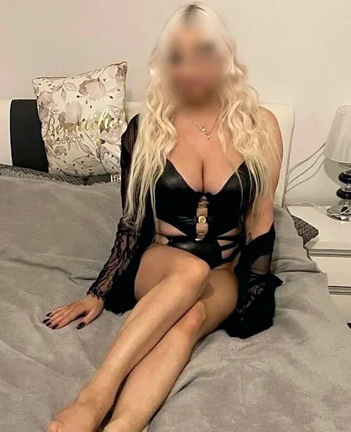 Pilar, 23 años